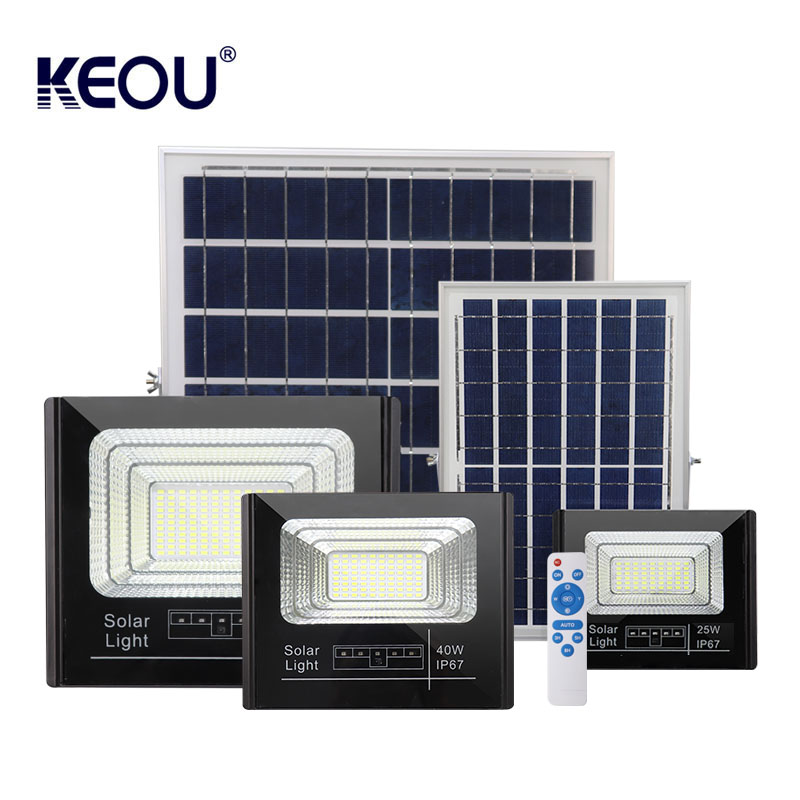 Uzaktan Kumandalı B&ouml;l&uuml;nm&uuml;ş G&uuml;neş Enerjili Taşkın Işık