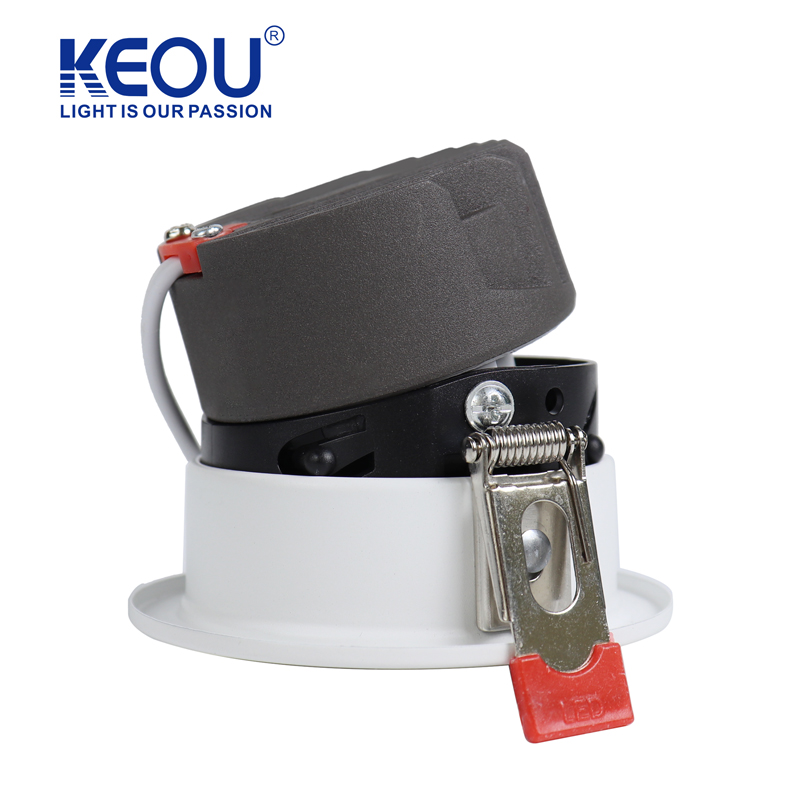 № 05 Модульный потолочный светильник с одной головкой и пружиной