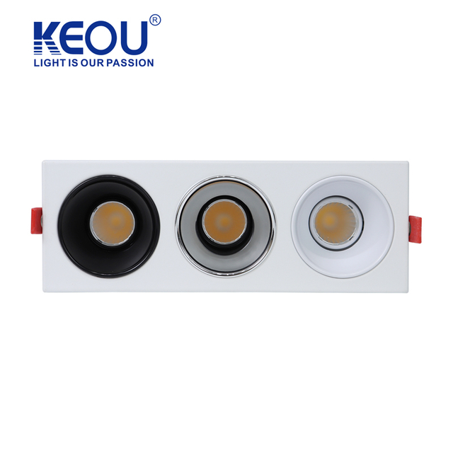 No. 02 Luz de tres cabezas hacia abajo